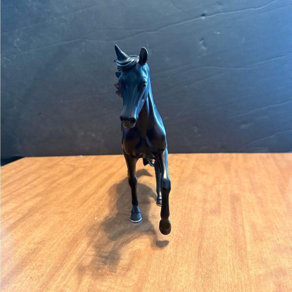 Breyer Elvis Presley and Bear model - Picture 5 of 6